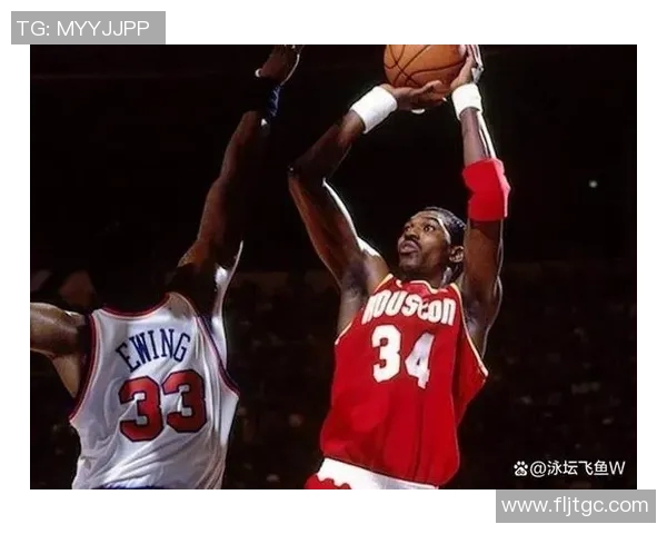 姚明在NBA赛场上的惊人盖帽瞬间震撼全场引发热议